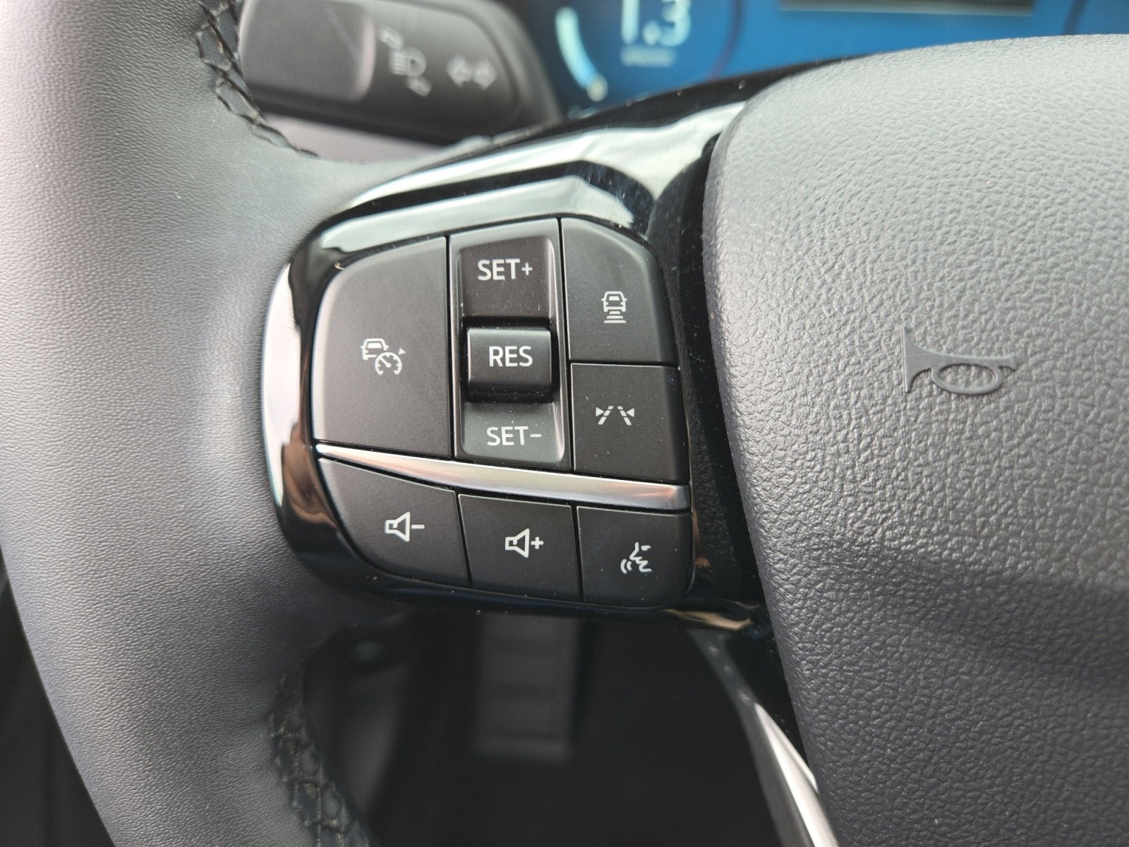 Certified 2023 Ford Escape Platinum AWD/4WD image 14