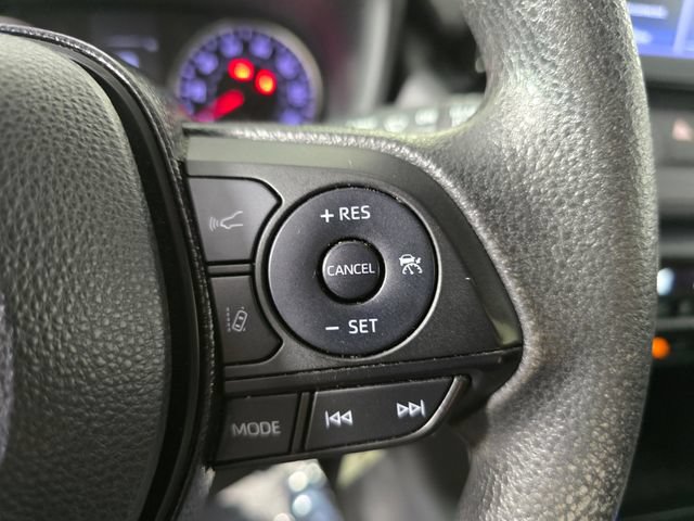 Used 2021 Toyota RAV4 LE w/ Carpet Mat Package (TMS) FWD image 28