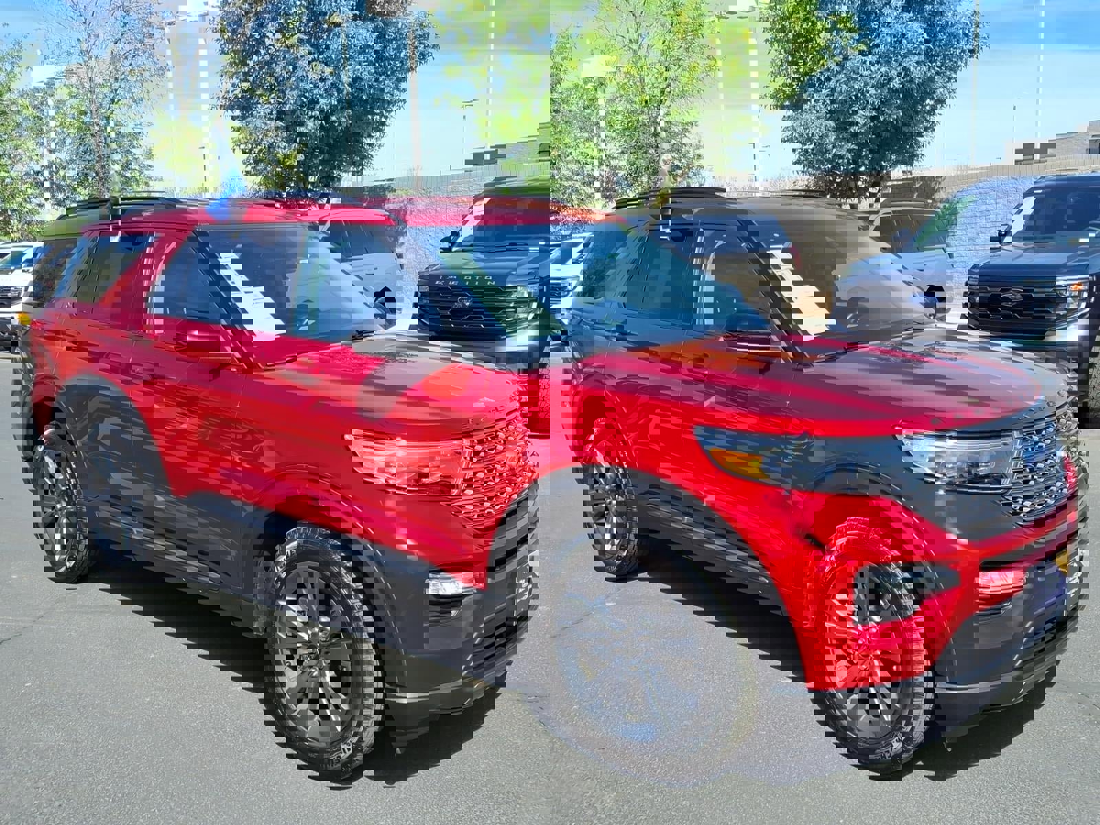 Certified 2023 Ford Explorer XLT w/ Equipment Group 202A image 7