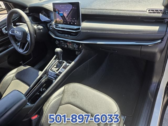 Used 2024 Jeep Compass Latitude w/ Altitude Special Edition AWD/4WD image 18