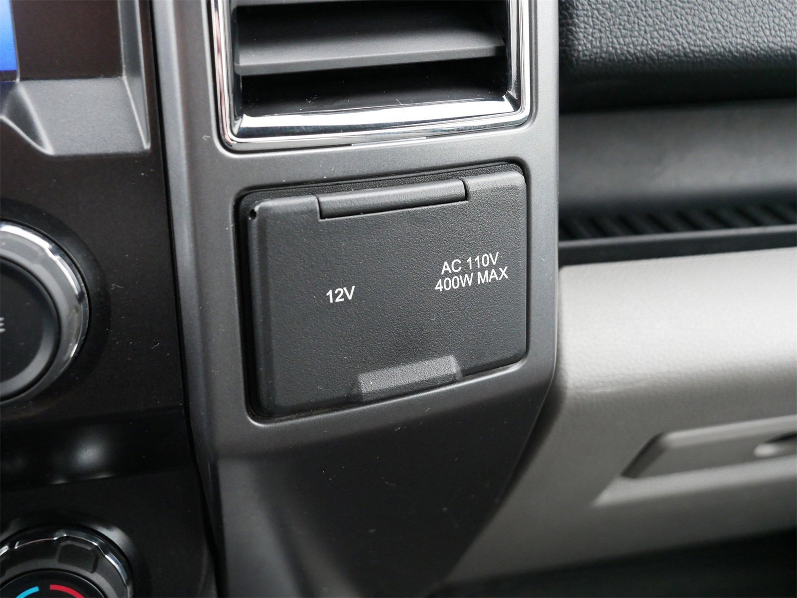 Certified 2020 Ford F150 XLT w/ Equipment Group 302A Luxury image 28