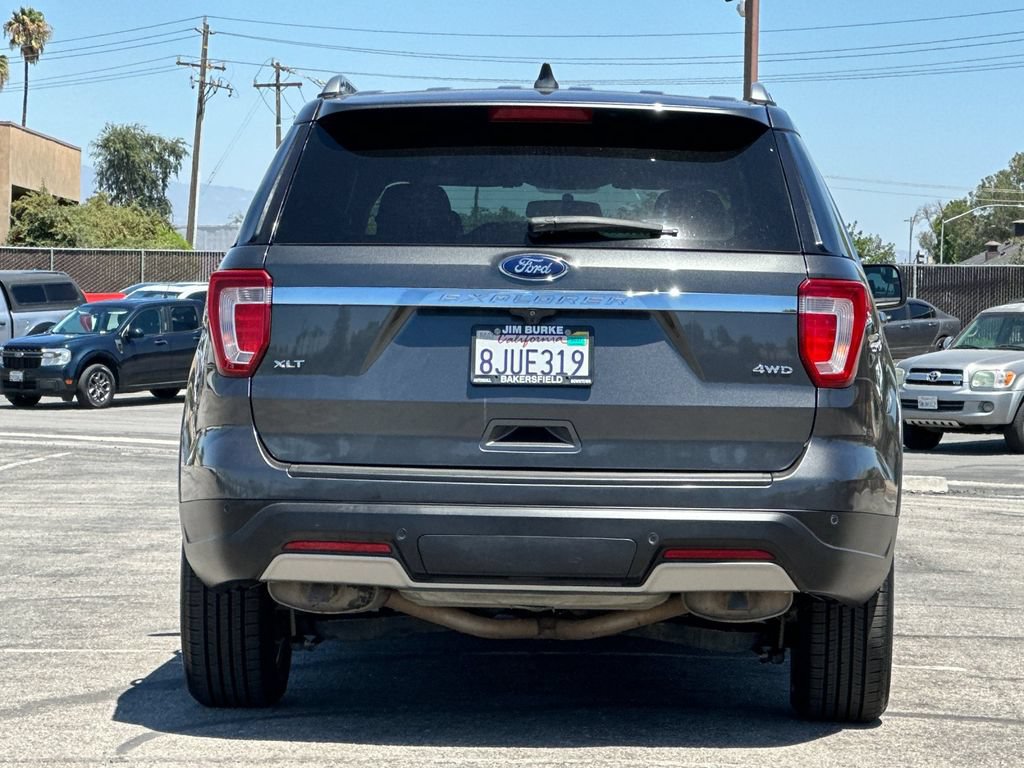 Certified 2019 Ford Explorer XLT w/ Class III Trailer Tow Package AWD/4WD image 4