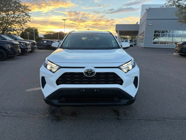 Used 2025 Toyota RAV4 XLE AWD/4WD image 3