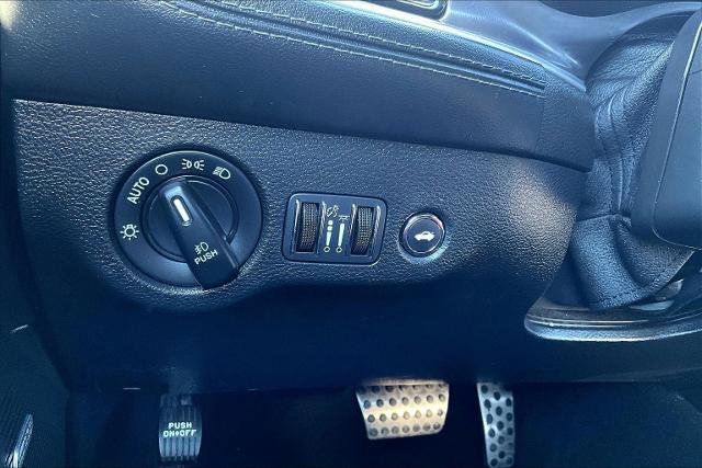 Used 2022 Dodge Challenger SXT w/ Plus Package image 34