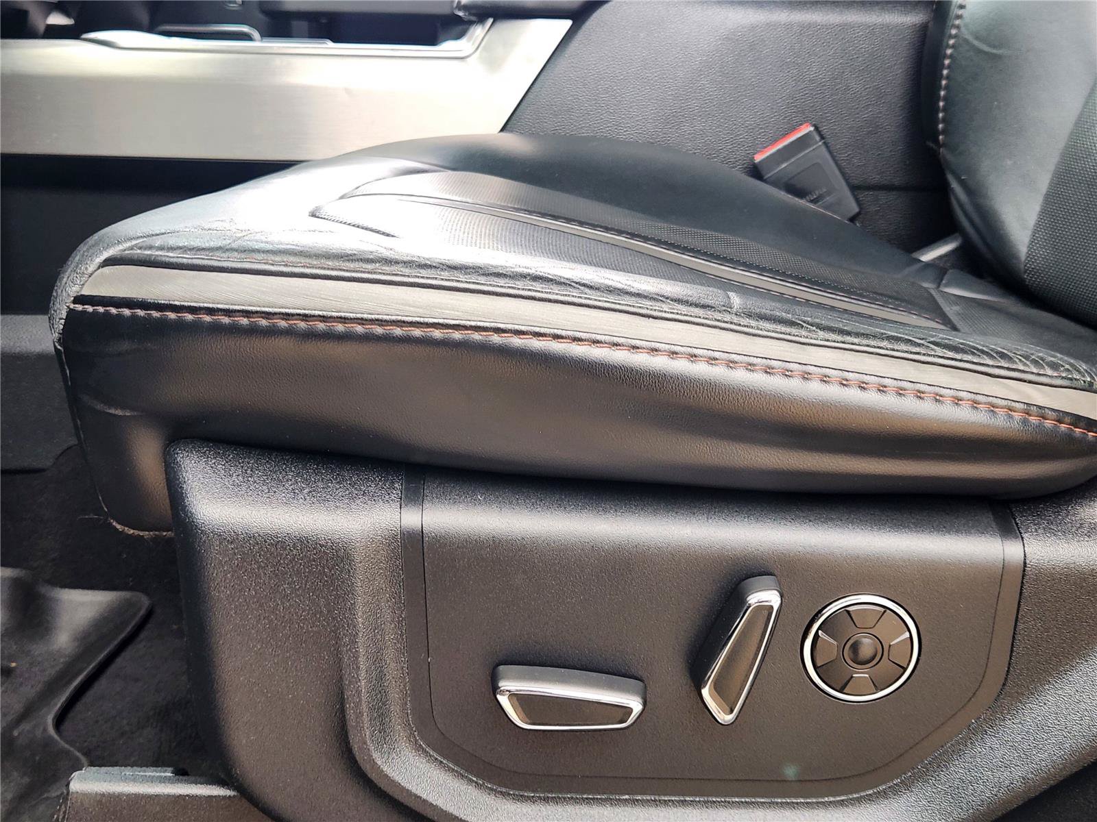 Certified 2019 Ford F250 Platinum w/ Platinum Ultimate Package AWD/4WD image 23
