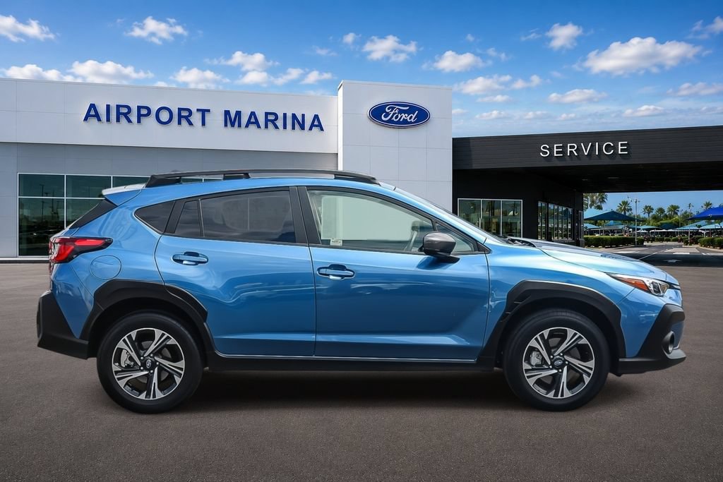 Used 2024 Subaru Crosstrek 2.0i Premium w/ Crosstrek Mirror Package AWD/4WD image 16