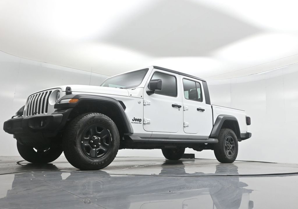 Used 2020 Jeep Gladiator Sport image 29
