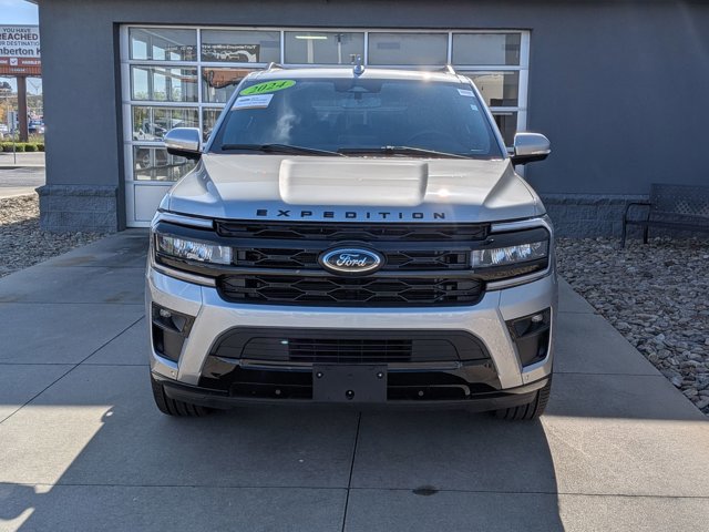 Certified 2024 Ford Expedition Limited image 9