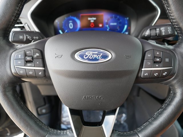 Certified 2020 Ford Escape Titanium AWD/4WD image 25