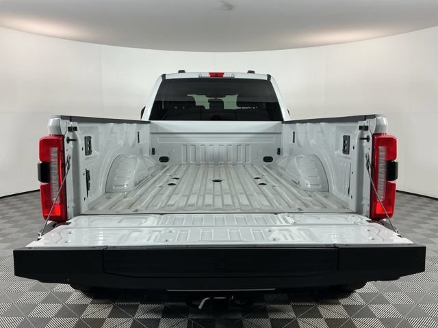 Certified 2025 Ford F450 Lariat w/ FX4 Off-Road Package AWD/4WD image 7
