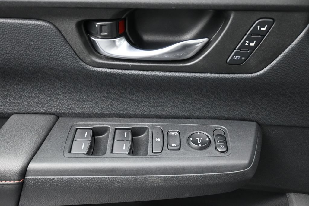 Used 2024 Honda CR-V Sport-L image 17