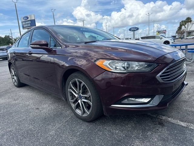 Certified 2017 Ford Fusion SE w/ Equipment Group 201A AWD/4WD image 4