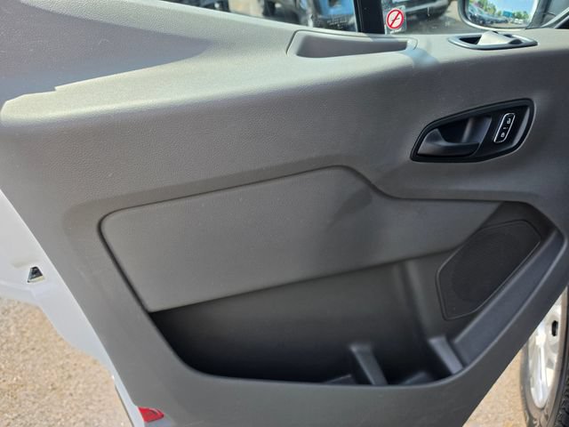Certified 2025 Ford Transit 250 Low Roof w/ Exterior Upgrade Package RWD image 18