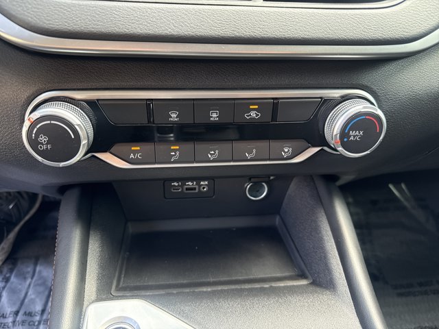 Used 2021 Nissan Altima 2.5 SR FWD image 25