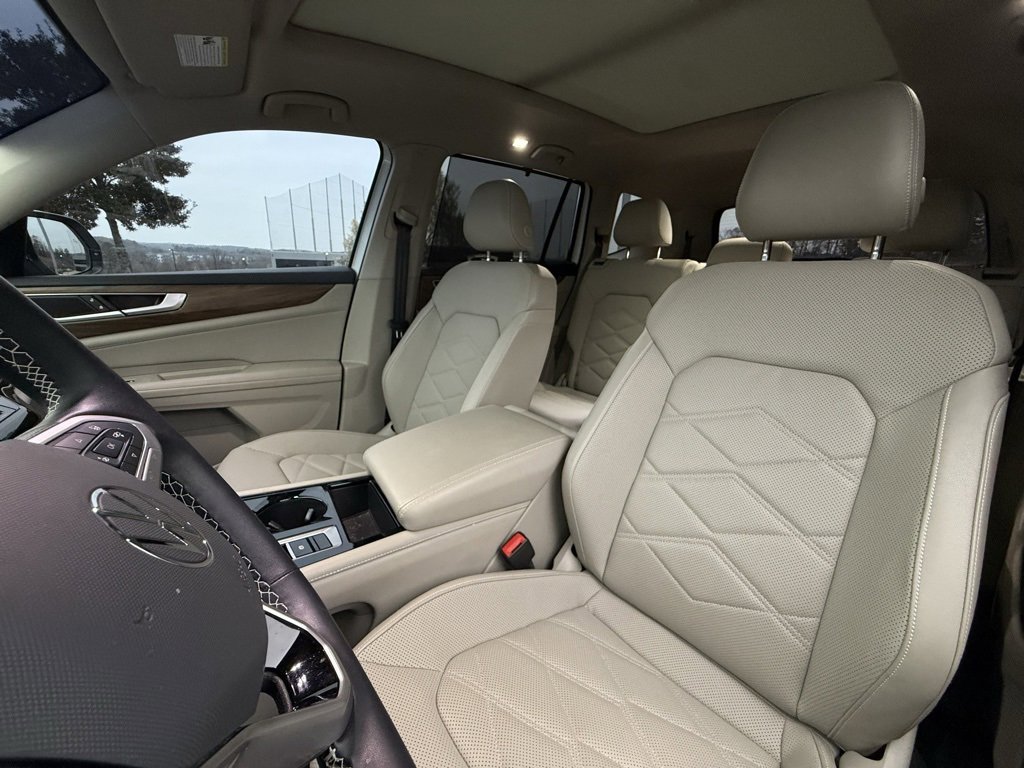 Used 2024 Volkswagen Atlas SE image 22