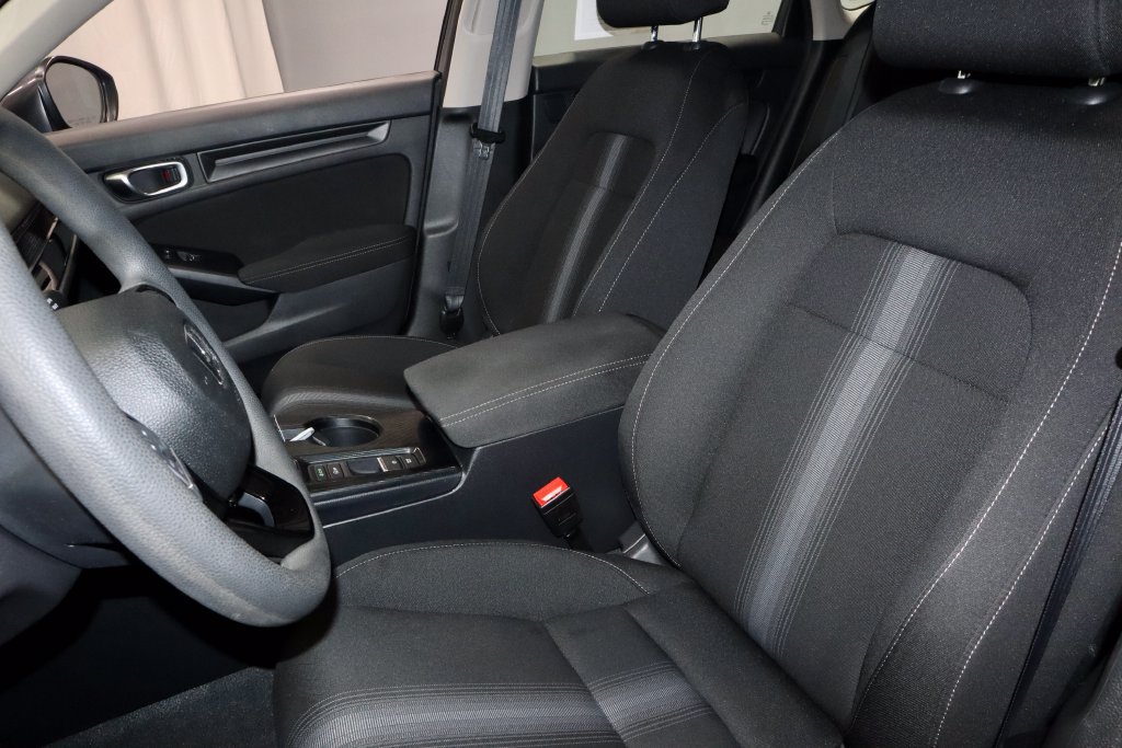 Used 2023 Honda Civic LX image 25