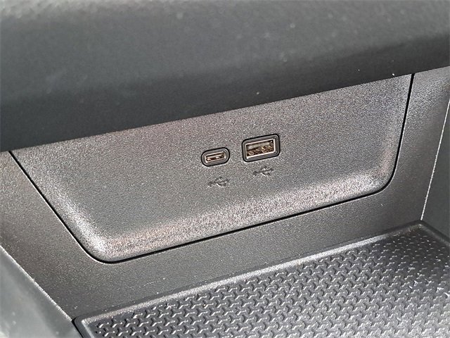 Used 2025 Chevrolet Equinox LT image 18