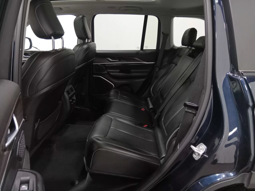 Used 2024 Jeep Grand Cherokee Limited 4xe AWD/4WD image 13