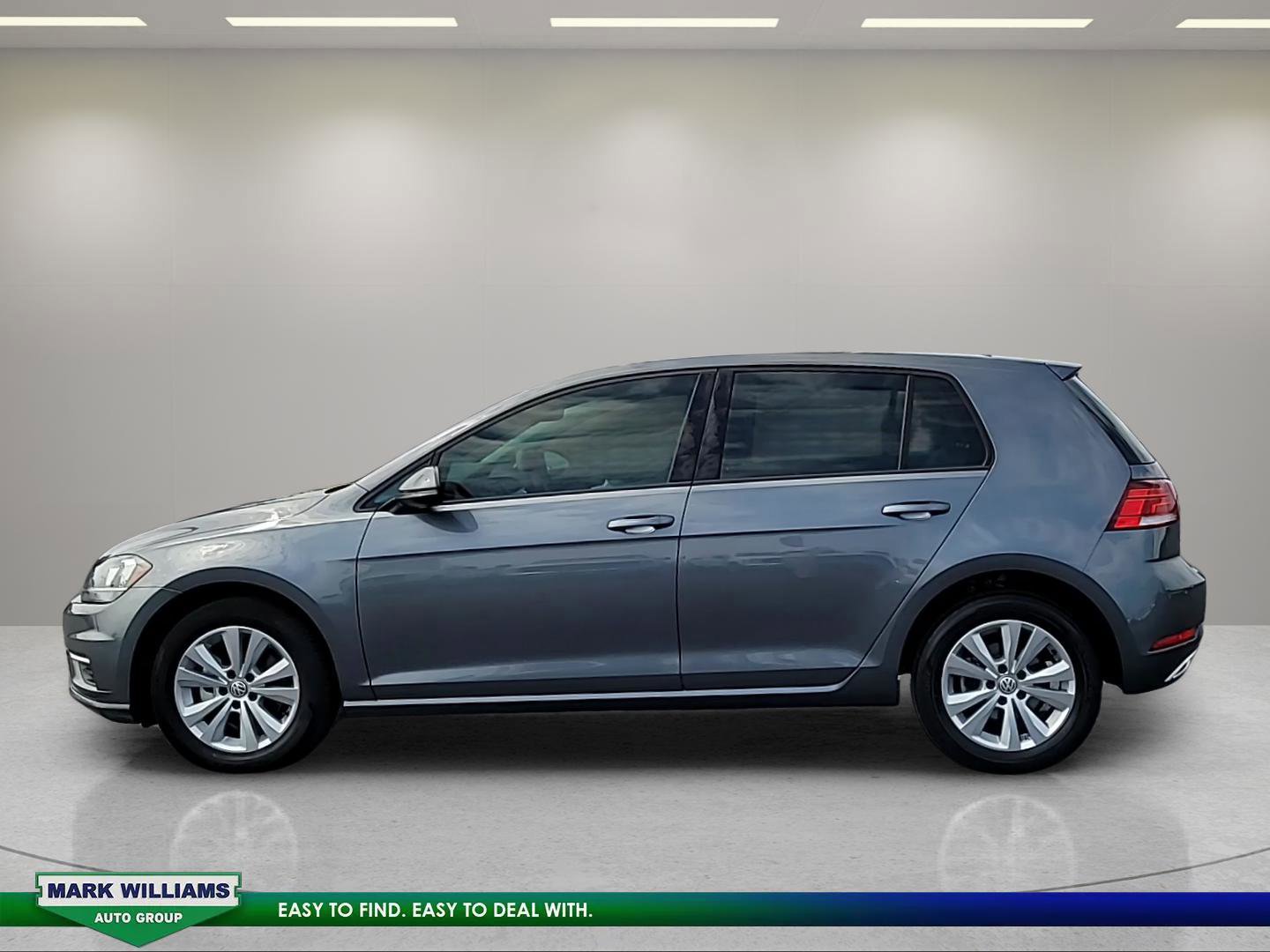 Used 2021 Volkswagen Golf 4-Door image 2