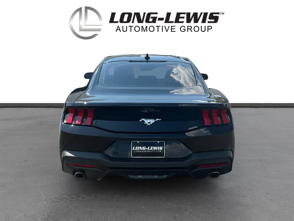 Certified 2024 Ford Mustang Coupe RWD image 5