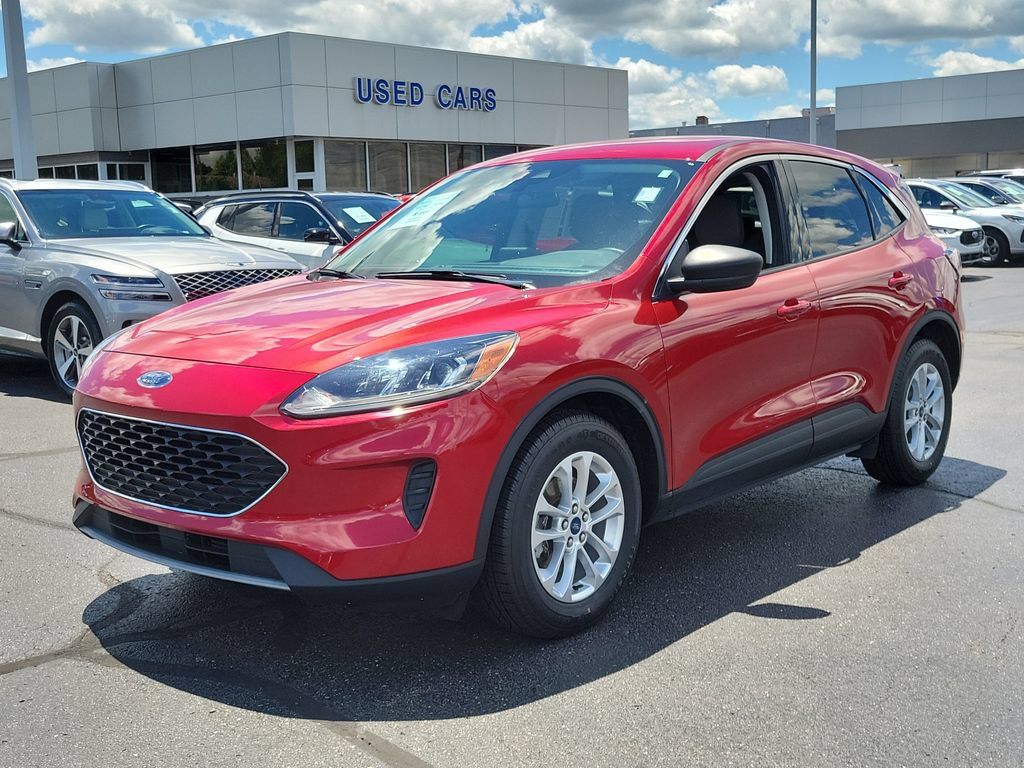 Certified 2022 Ford Escape SE w/ Cold Weather Package FWD image 8