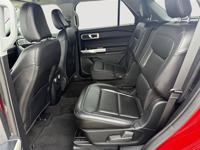 Certified 2021 Ford Explorer XLT w/ Equipment Group 202A AWD/4WD image 20