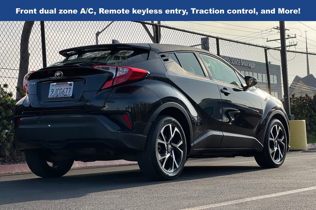 Used 2020 Toyota C-HR XLE image 4