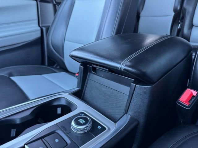 Certified 2022 Ford Explorer XLT w/ Equipment Group 202A AWD/4WD image 29