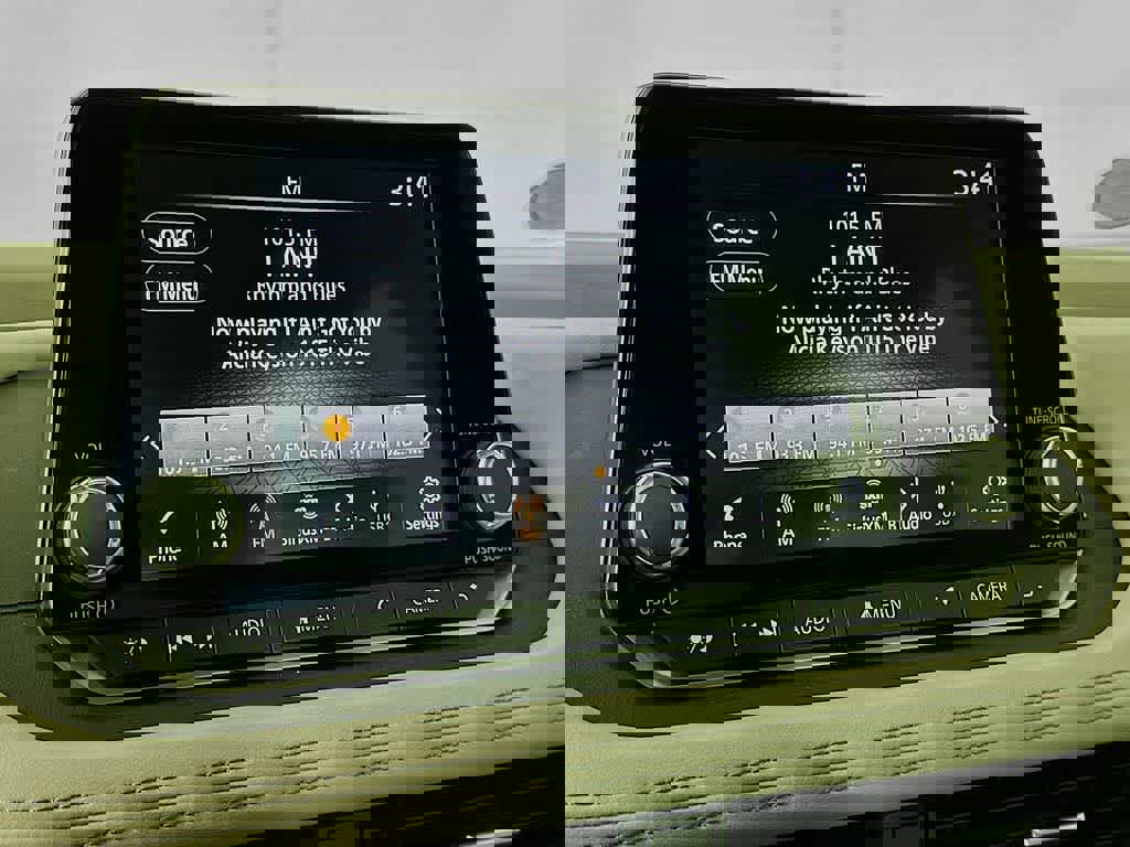 Used 2023 Nissan Rogue SV image 20