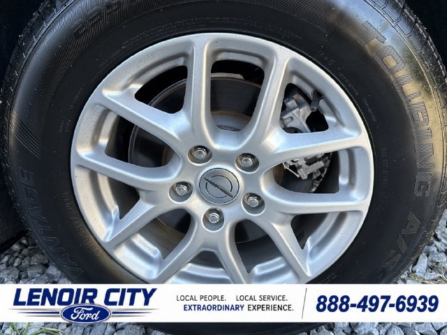 Used 2024 Chrysler Pacifica Touring-L FWD image 6