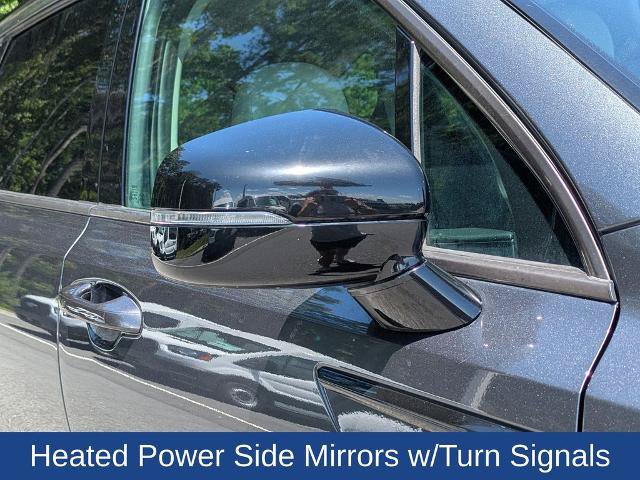 Used 2022 Kia Sorento S w/ Panoramic Sunroof Package FWD image 12