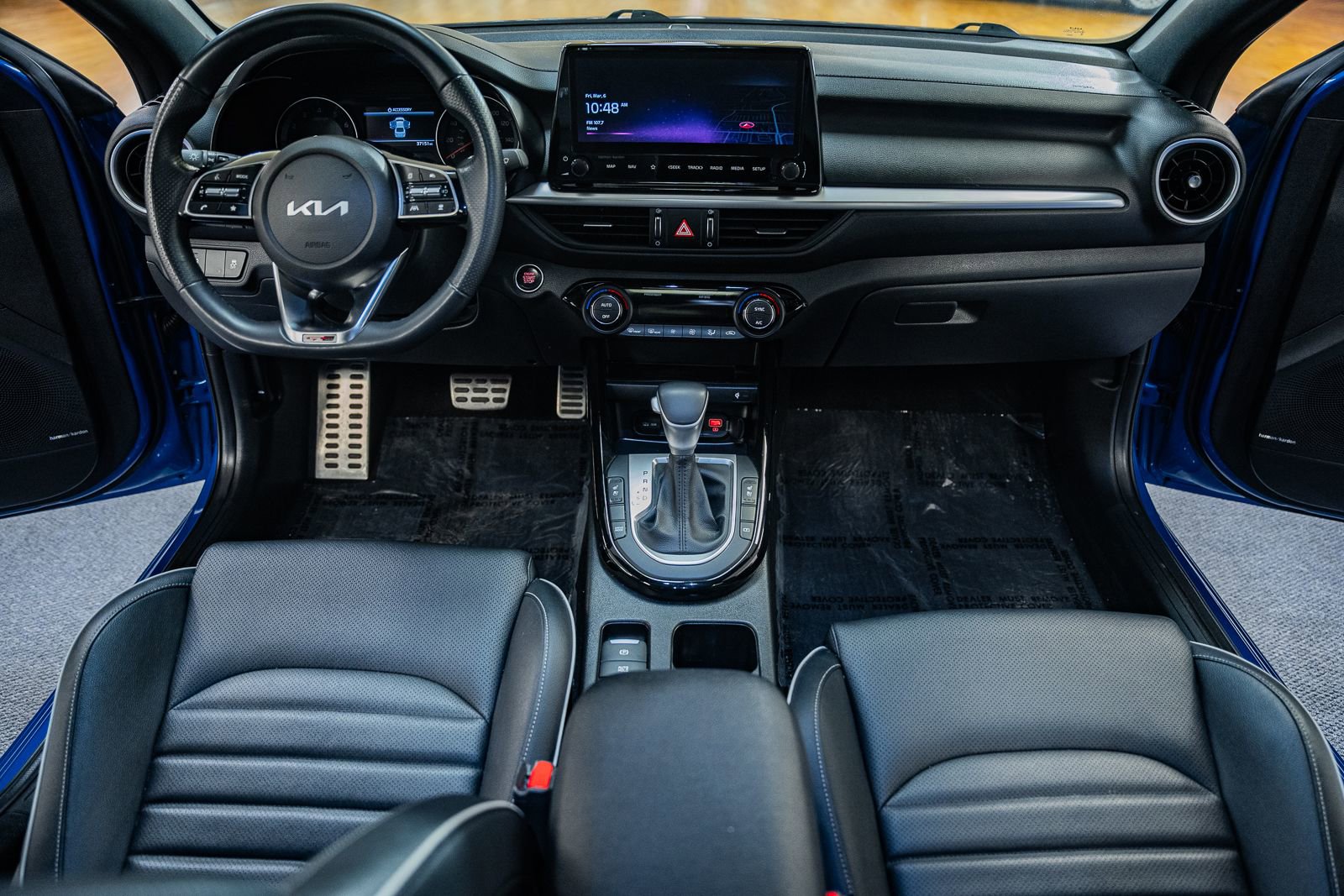 Used 2023 Kia Forte GT-Line w/ GT-Line Premium Package image 23