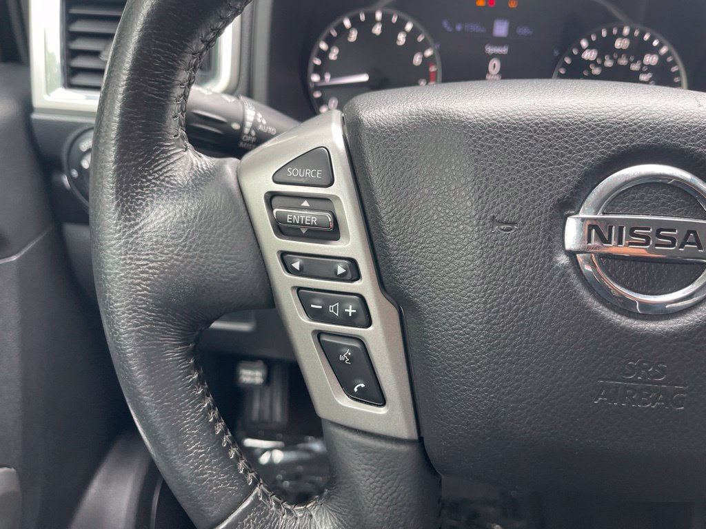 Used 2021 Nissan Titan SV w/ SV Convenience Package AWD/4WD image 16