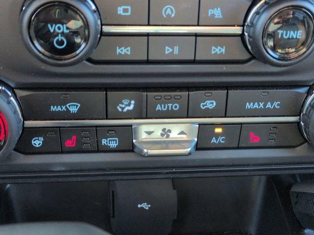 Certified 2024 Ford Bronco Outer Banks w/ Sasquatch Package image 25