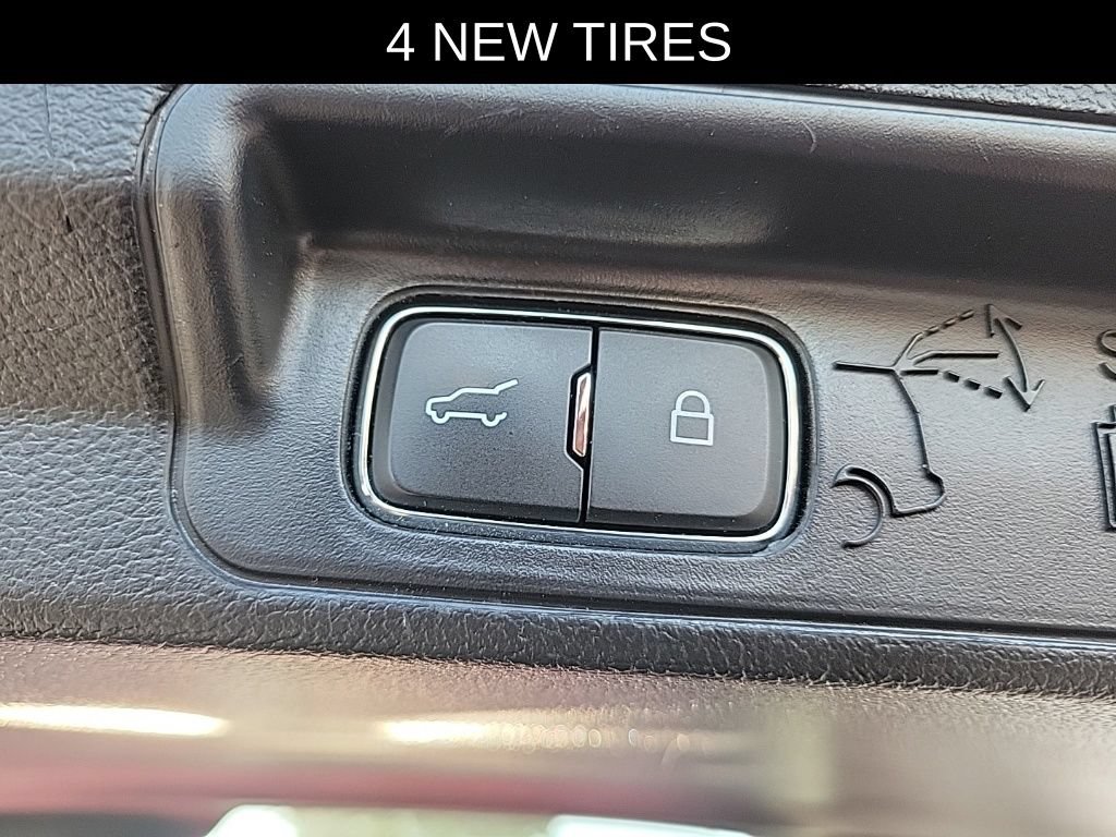 Certified 2022 Ford Explorer XLT AWD/4WD image 7