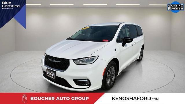 Used 2024 Chrysler Pacifica Limited