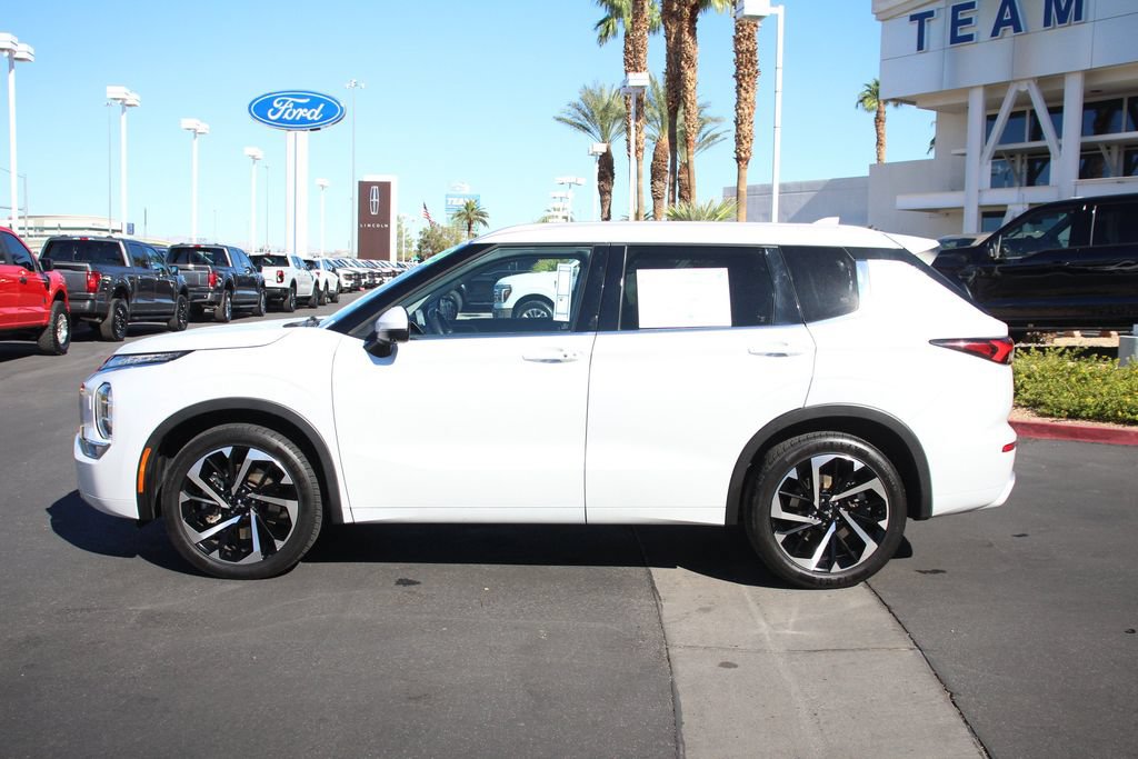Used 2022 Mitsubishi Outlander SEL AWD/4WD image 4