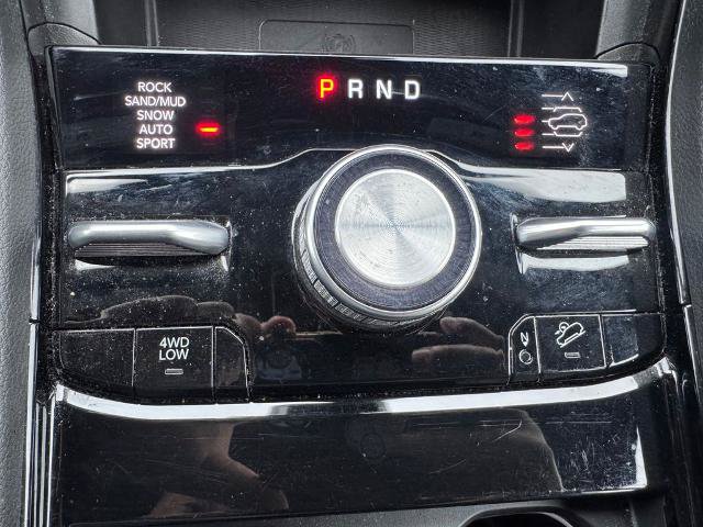Used 2024 Jeep Grand Cherokee Summit w/ Adv Protech Group IV AWD/4WD image 25
