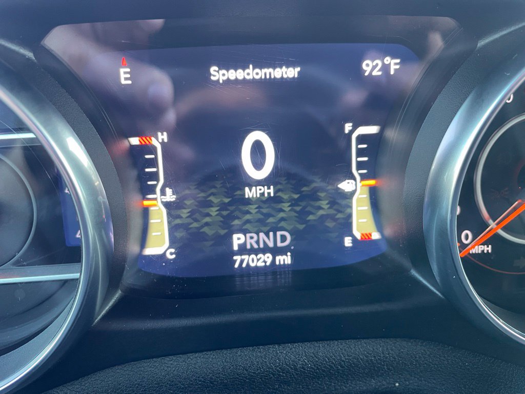 Used 2020 Jeep Wrangler Unlimited Sahara AWD/4WD image 15
