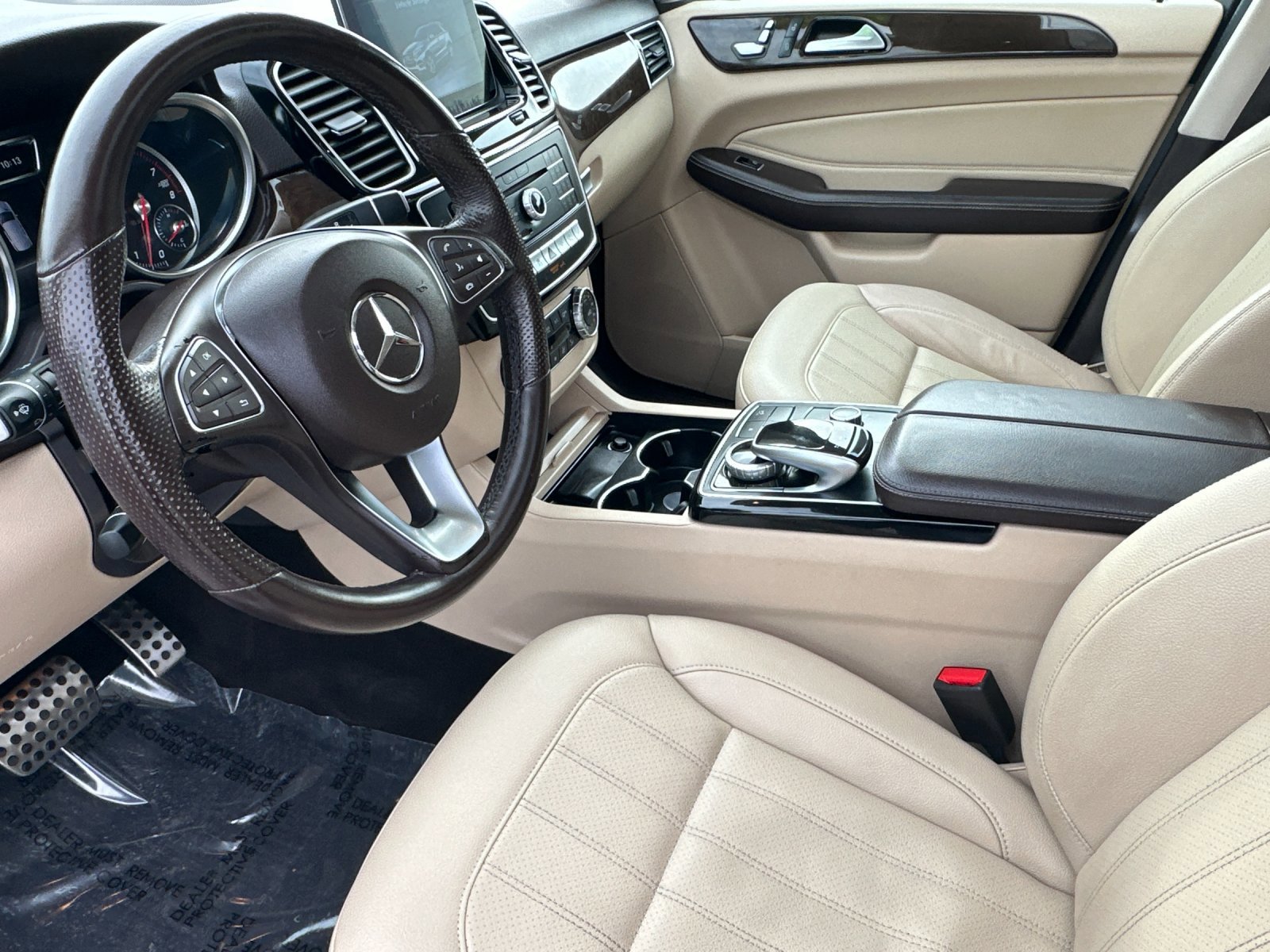 Used 2019 Mercedes-Benz GLE 400 4MATIC image 10