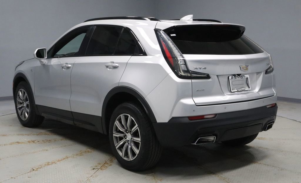 Used 2019 Cadillac XT4 Sport image 3