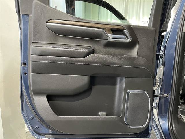 Used 2022 Chevrolet Silverado 1500 LT AWD/4WD image 21