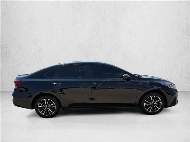 Used 2024 Kia Forte LXS FWD image 4