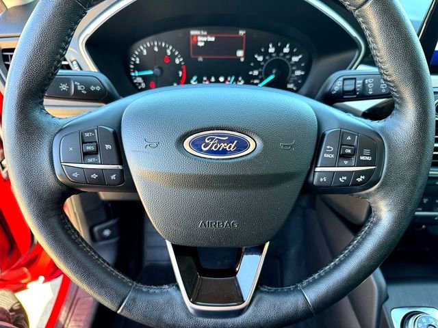 Certified 2020 Ford Escape SEL image 11