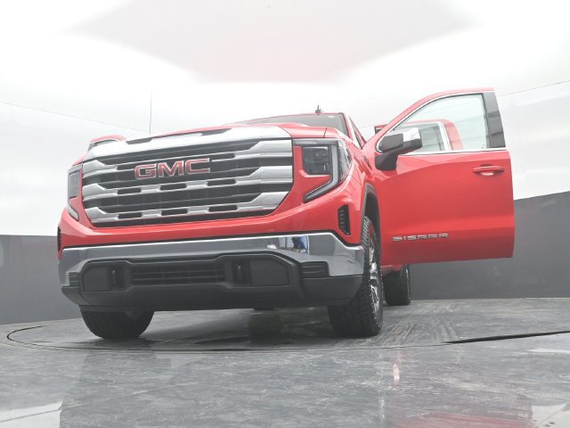 Used 2023 GMC Sierra 1500 SLE AWD/4WD image 28