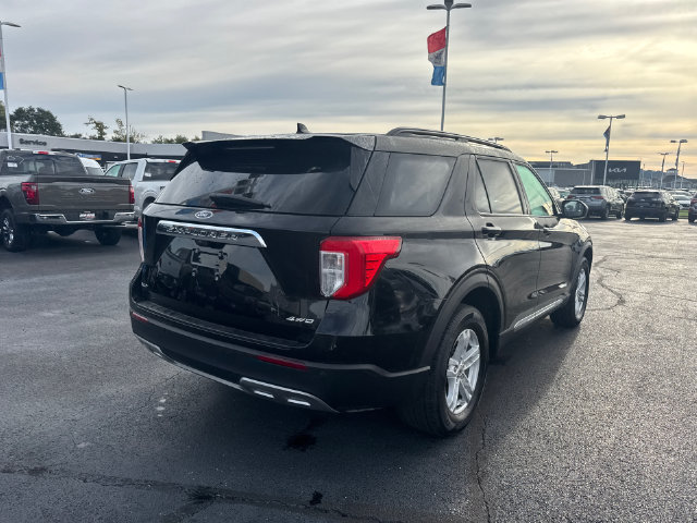 Certified 2024 Ford Explorer XLT w/ Equipment Group 202A AWD/4WD image 7