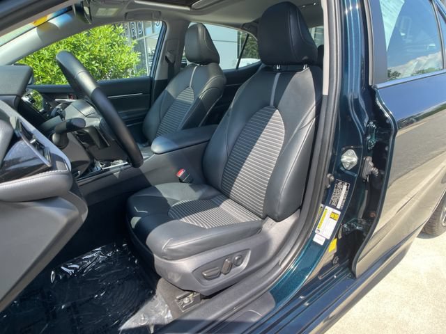 Used 2019 Toyota Camry SE w/ Audio Package FWD image 14