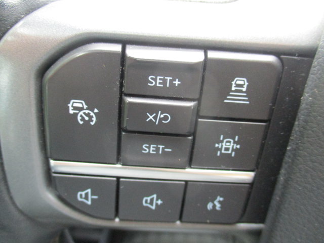 Certified 2022 Ford F150 Lightning Lariat AWD/4WD image 10