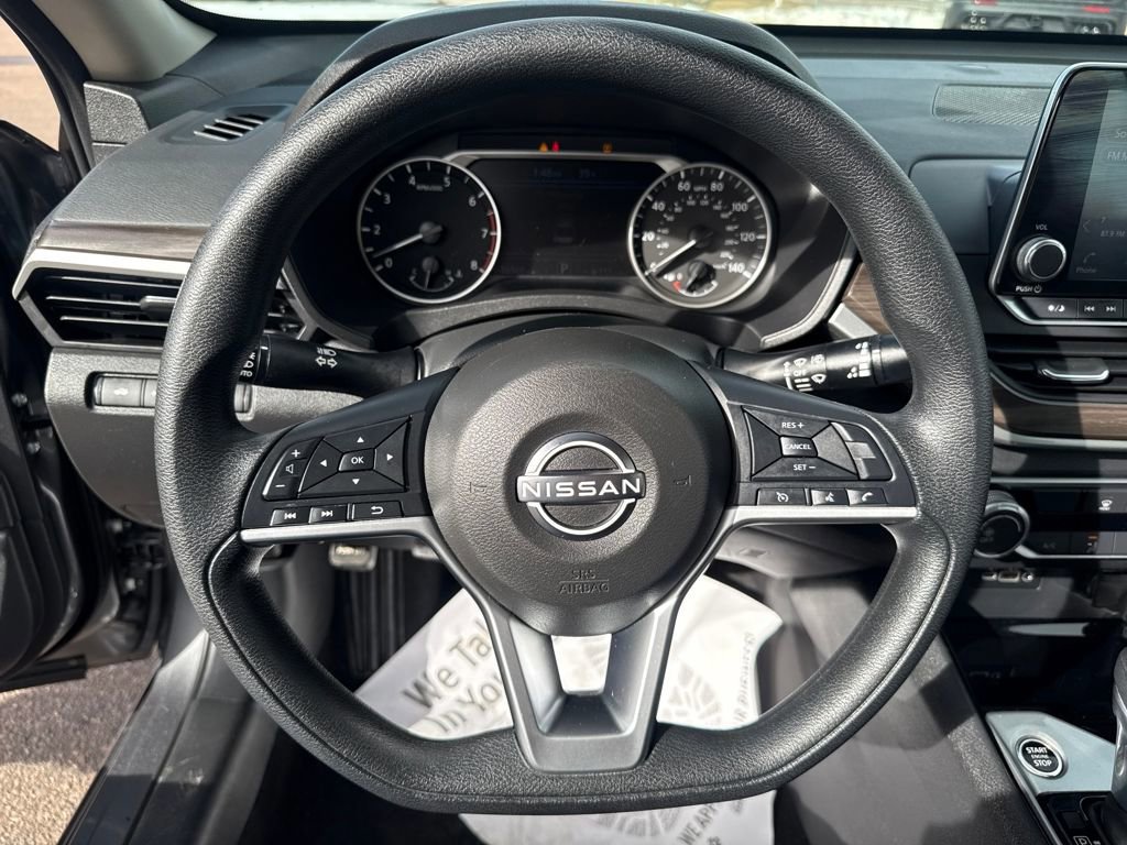 Used 2024 Nissan Altima 2.5 SV image 17