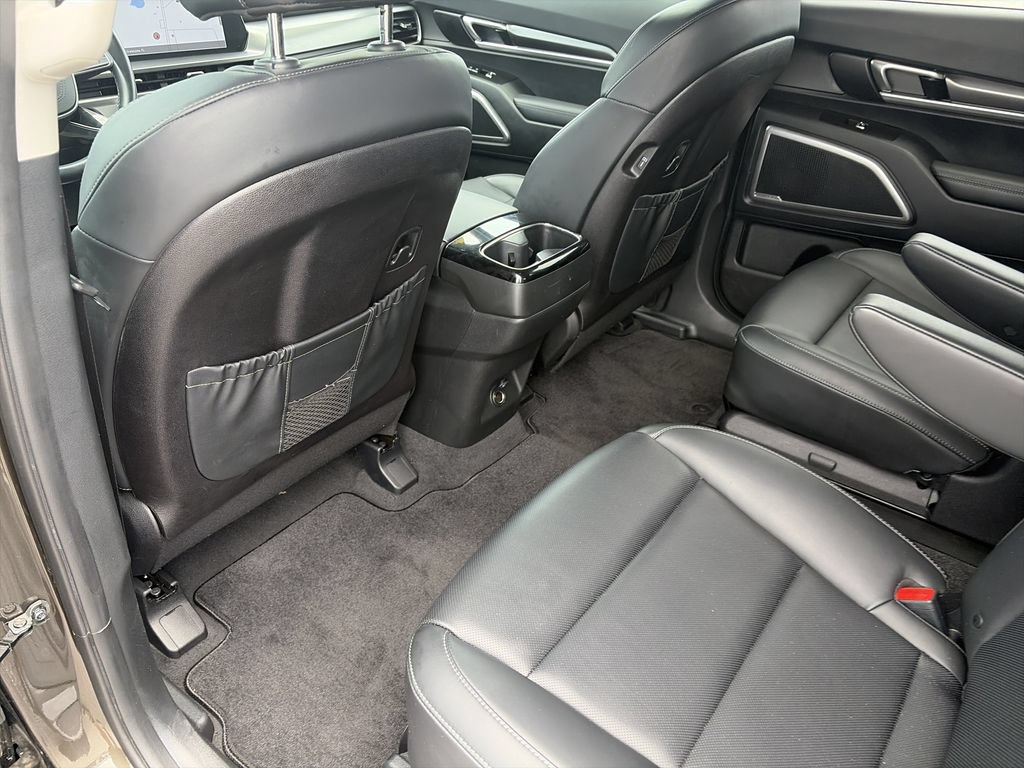 Used 2025 Kia Telluride S FWD image 31